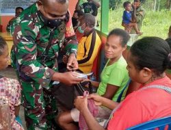 Aksi Nyata TNI: Babinsa Serui Dampingi Ibu Balita, Perkuat Gizi dan Edukasi